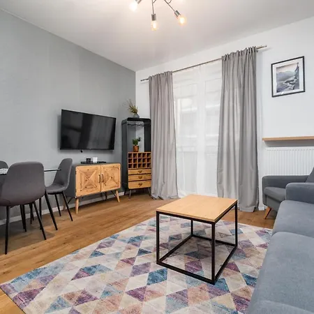 Jurajska 4 By Homeprime Warsaw